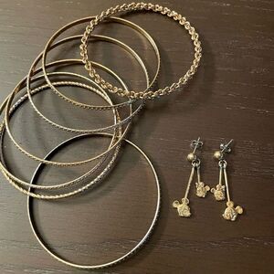 Mickey and Minnie Pendulum Vintage Gold Yone Earrings 7 Gold Tone Bracelets